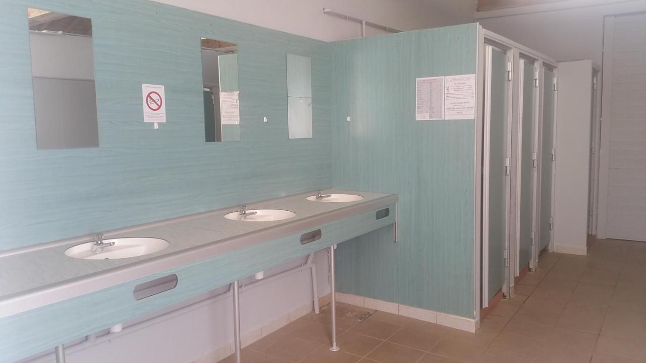 Camping Au Tour De L'Aveyron LʼHospitalet-du-Larzac Exterior foto
